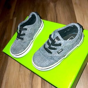 Kids Vans - Size 7